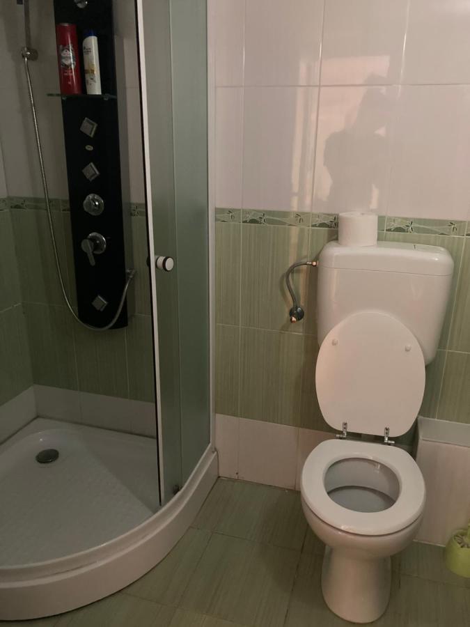 Ultracentral Apartment Near Moscovitz Palace Oradea Eksteriør bilde